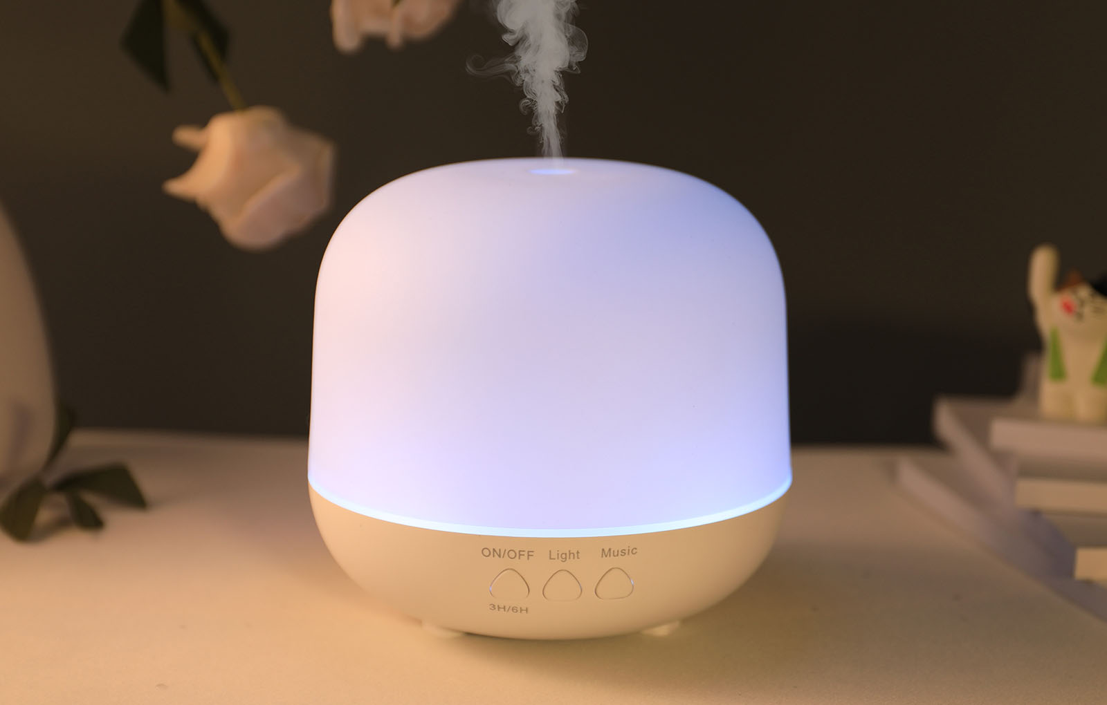 Sleek White Ultrasonic Aromatherapy Diffuser