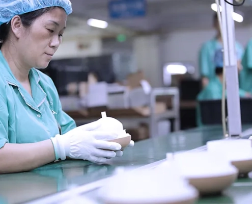 professional assembly lines ensuring consistent aroma diffuser quality and efficiency